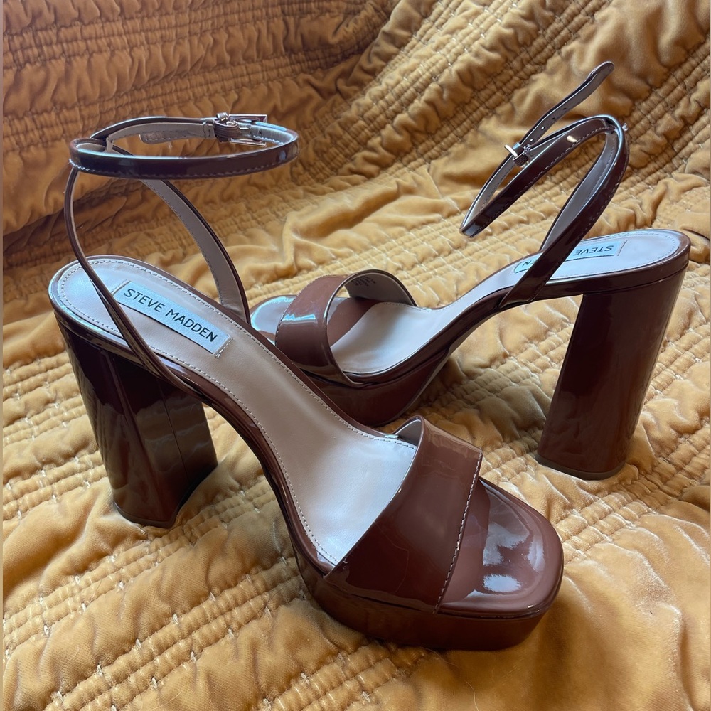 Steve Madden Lessa Cognac Patent Heel